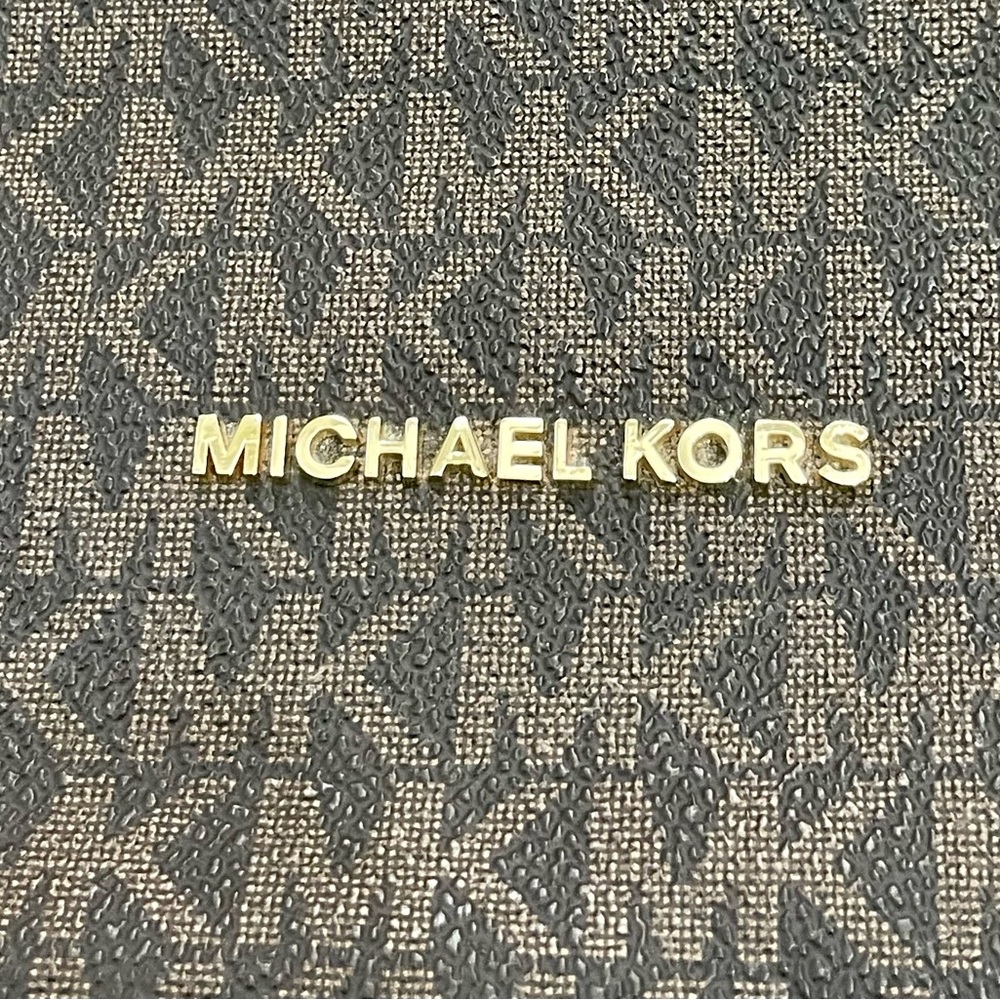 Michael Kors Newbury Signature Canvas Shoulder Tote Brown Gold Chain Hardware MK - Picture 2 of 11